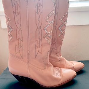 Vintage Salmon Cowboy Boots